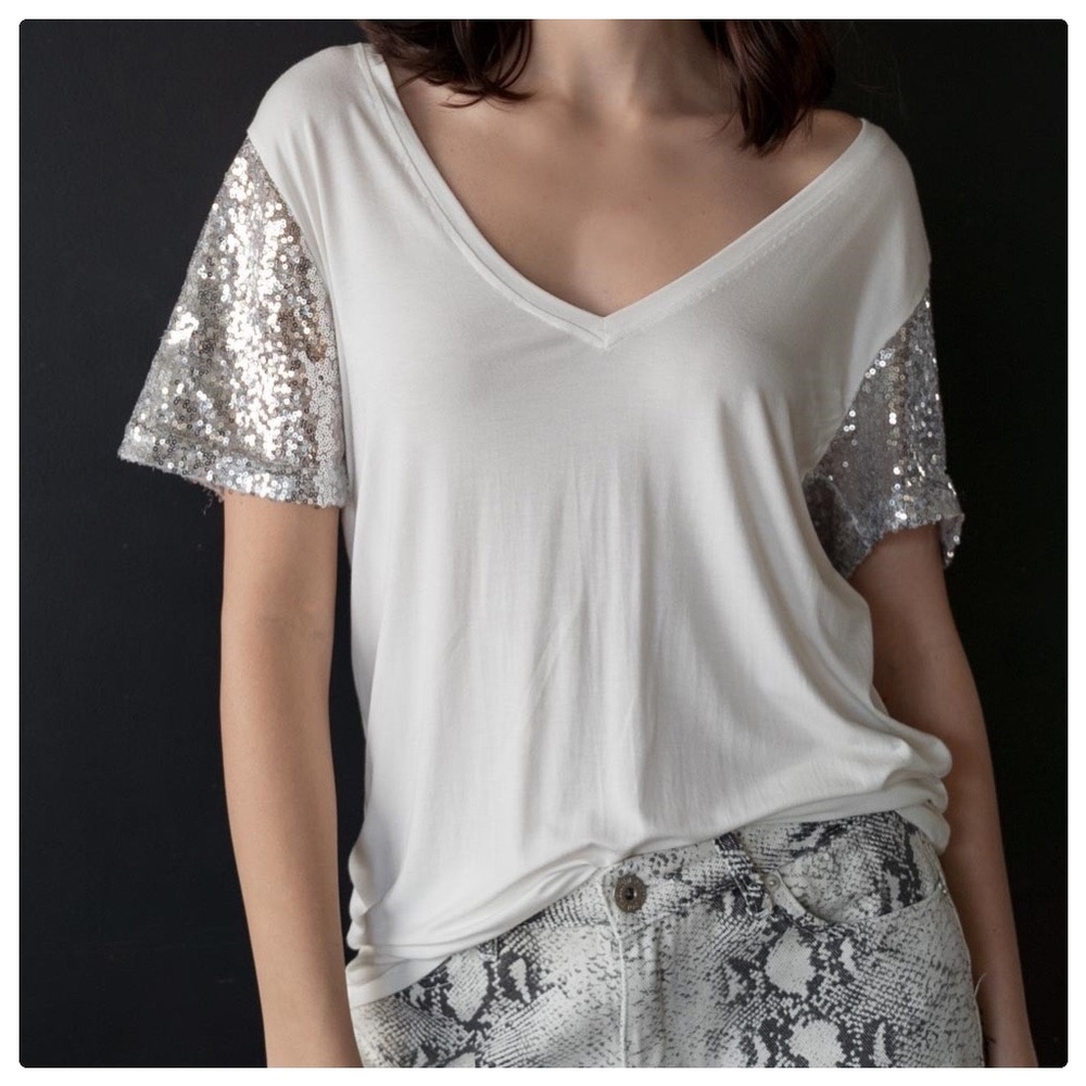 Authentic POL Glow and Glam Tee - Picture 5 of 10